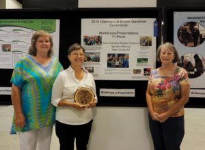 Cover photo for Master Gardeners Receive International Award!